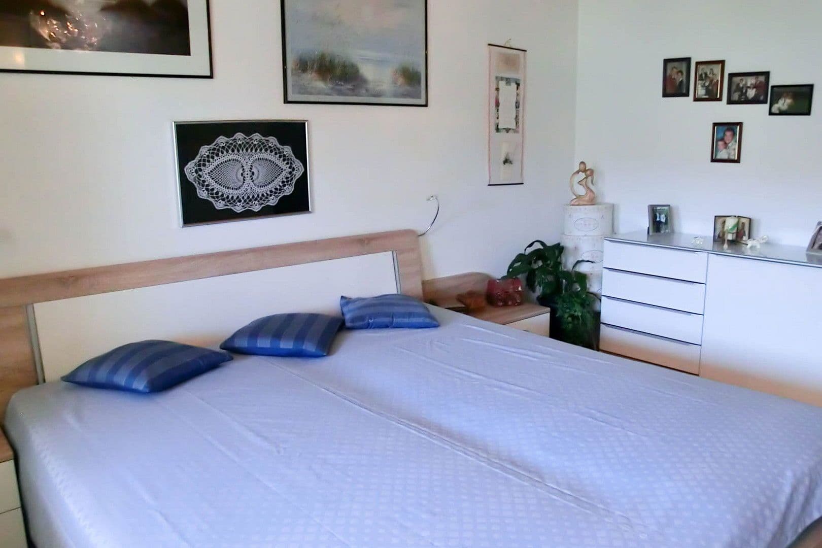 Pronájem bytu 3+1 80 m², Länderöschstr. 26, Friedrichshafen, Bádensko-Württembersko Pronájem bytu 3+1 80 m², Länderöschstr. 26, Friedrichshafen, Bádensko-Württembersko