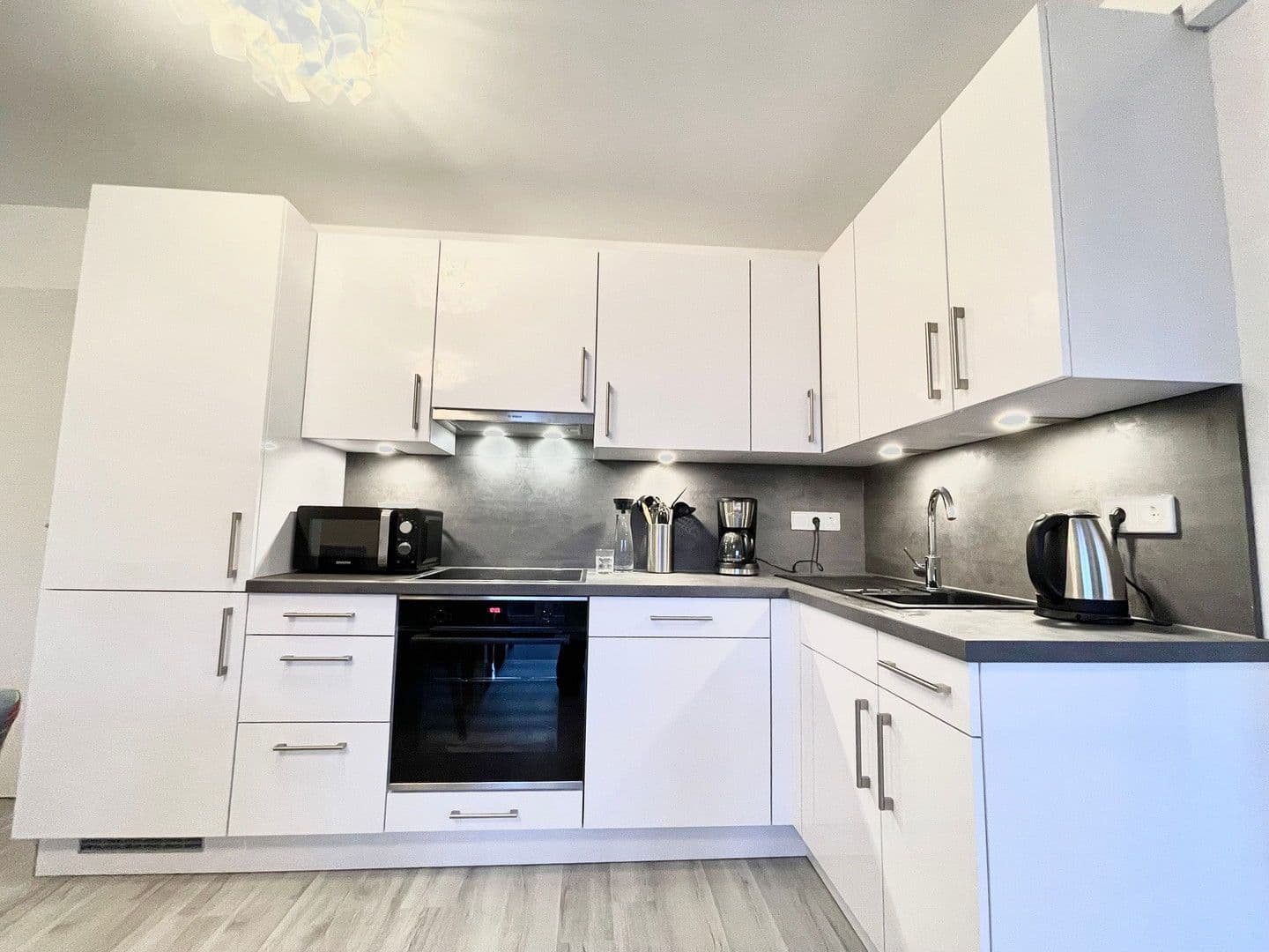 Pronájem domu 132 m², pozemek 280 m², Am Wiesengrunde 1a, Norderstedt, Šlesvicko-Holštýnsko Pronájem domu 132 m², pozemek 280 m², Am Wiesengrunde 1a, Norderstedt, Šlesvicko-Holštýnsko