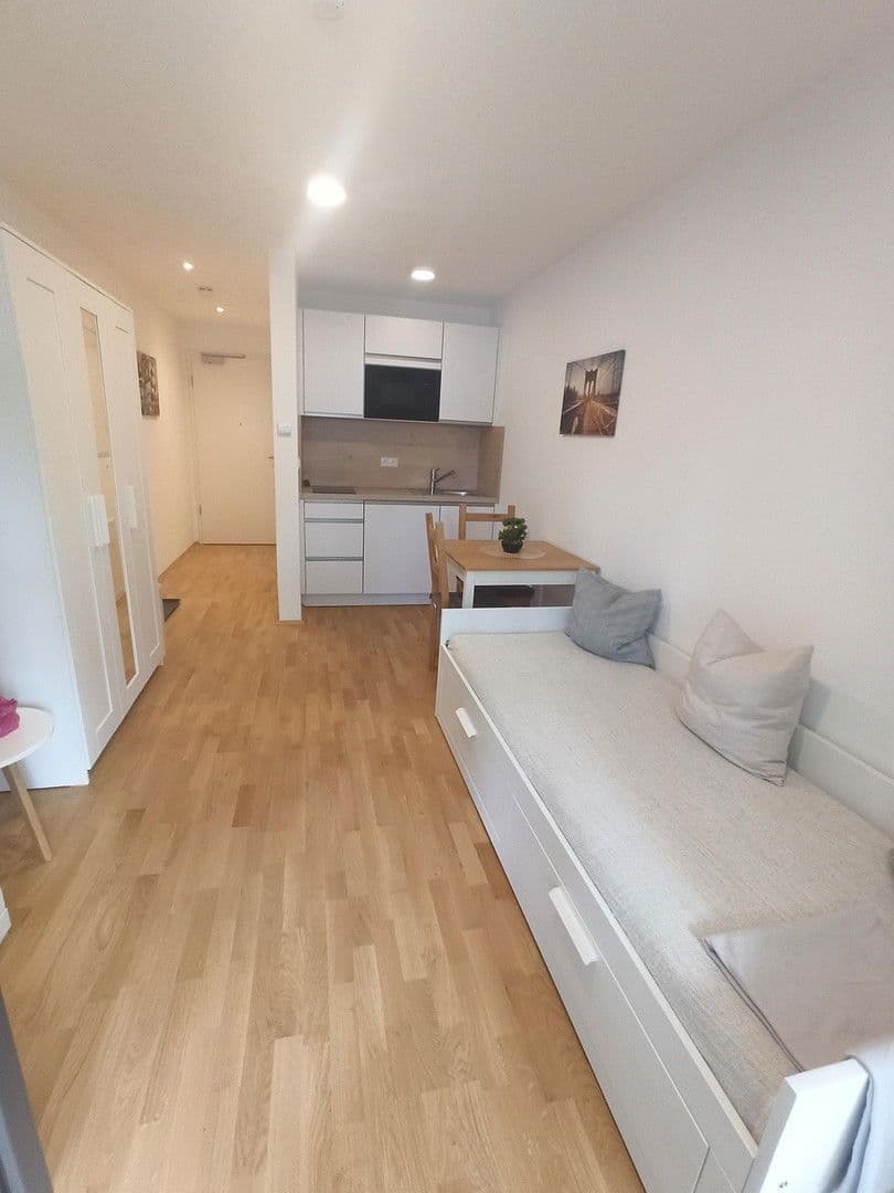 Pronájem bytu 1+1 21 m², Konrad-Peutinger-Straße 2a, München - Sendling-Westpark, Bavorsko Pronájem bytu 1+1 21 m², Konrad-Peutinger-Straße 2a, München - Sendling-Westpark, Bavorsko