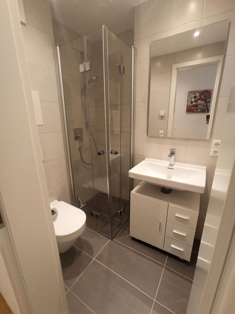 Pronájem bytu 1+1 21 m², Konrad-Peutinger-Straße 2a, München - Sendling-Westpark, Bavorsko Pronájem bytu 1+1 21 m², Konrad-Peutinger-Straße 2a, München - Sendling-Westpark, Bavorsko