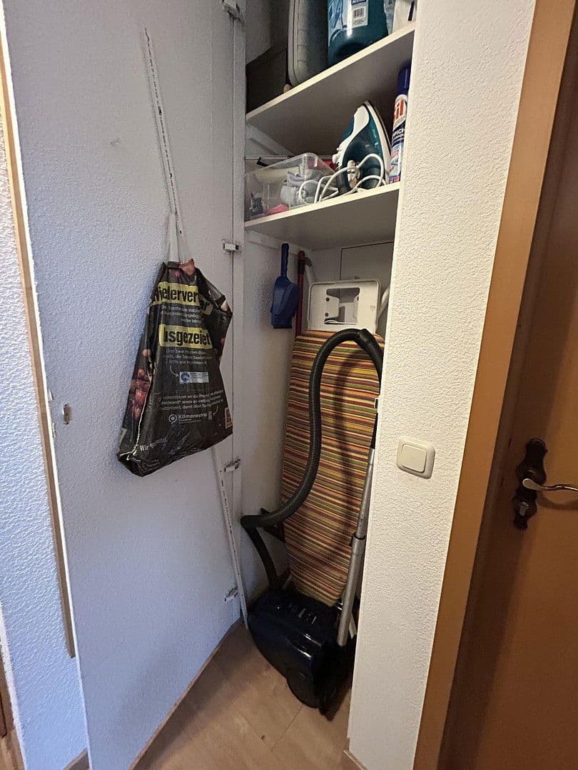 Pronájem bytu 3+1 84 m², Hannover, Dolní Sasko Pronájem bytu 3+1 84 m², Hannover, Dolní Sasko