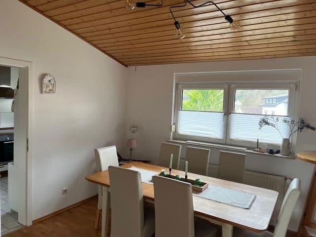 Pronájem bytu 4+1 124 m², Theodor-Frey-Straße 35, Eberbach, Bádensko-Württembersko Pronájem bytu 4+1 124 m², Theodor-Frey-Straße 35, Eberbach, Bádensko-Württembersko