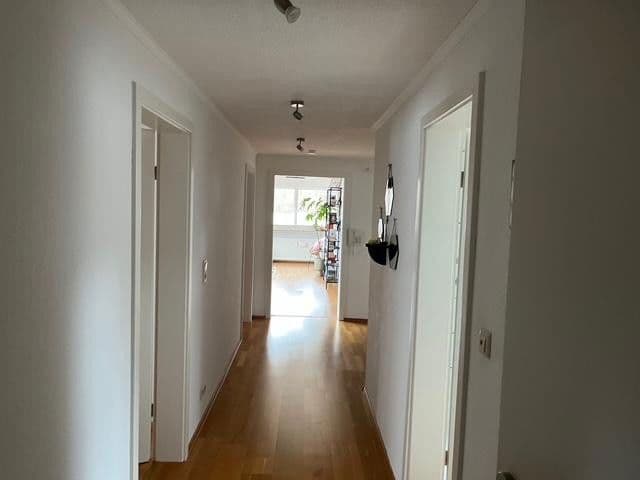 Pronájem bytu 4+1 124 m², Theodor-Frey-Straße 35, Eberbach, Bádensko-Württembersko Pronájem bytu 4+1 124 m², Theodor-Frey-Straße 35, Eberbach, Bádensko-Württembersko