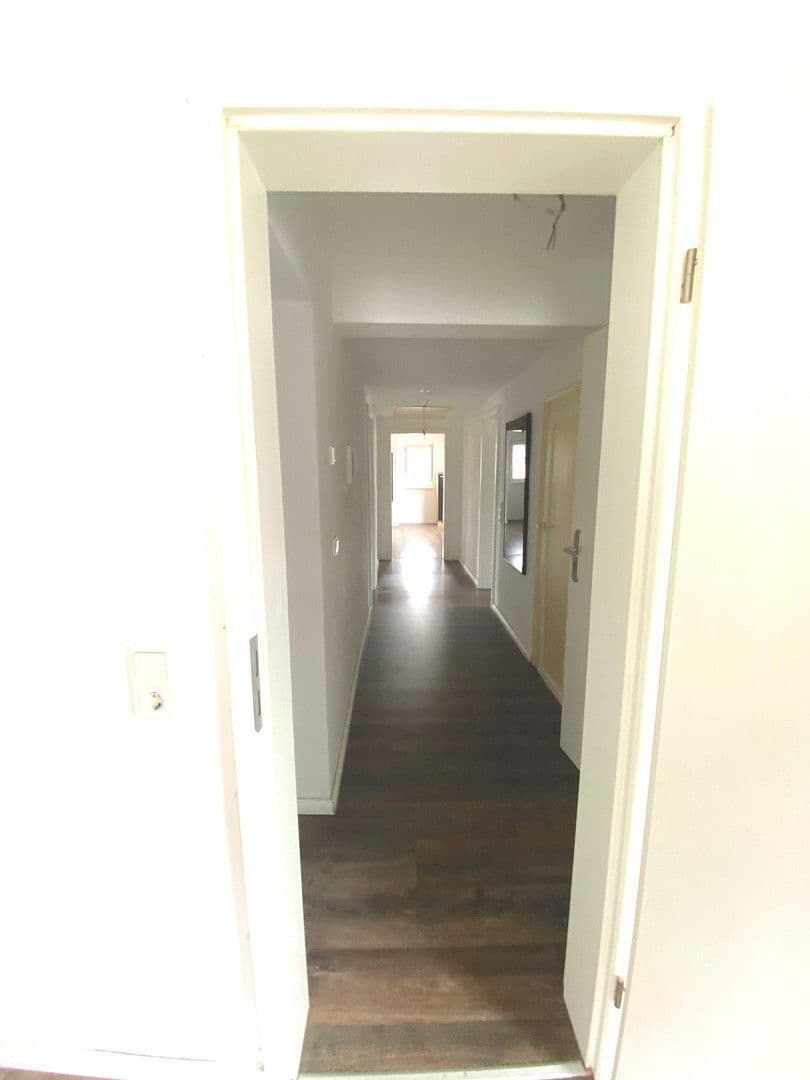 Pronájem bytu 3+1 70 m², Poststr.11, Dillenburg, Hessen Pronájem bytu 3+1 70 m², Poststr.11, Dillenburg, Hessen