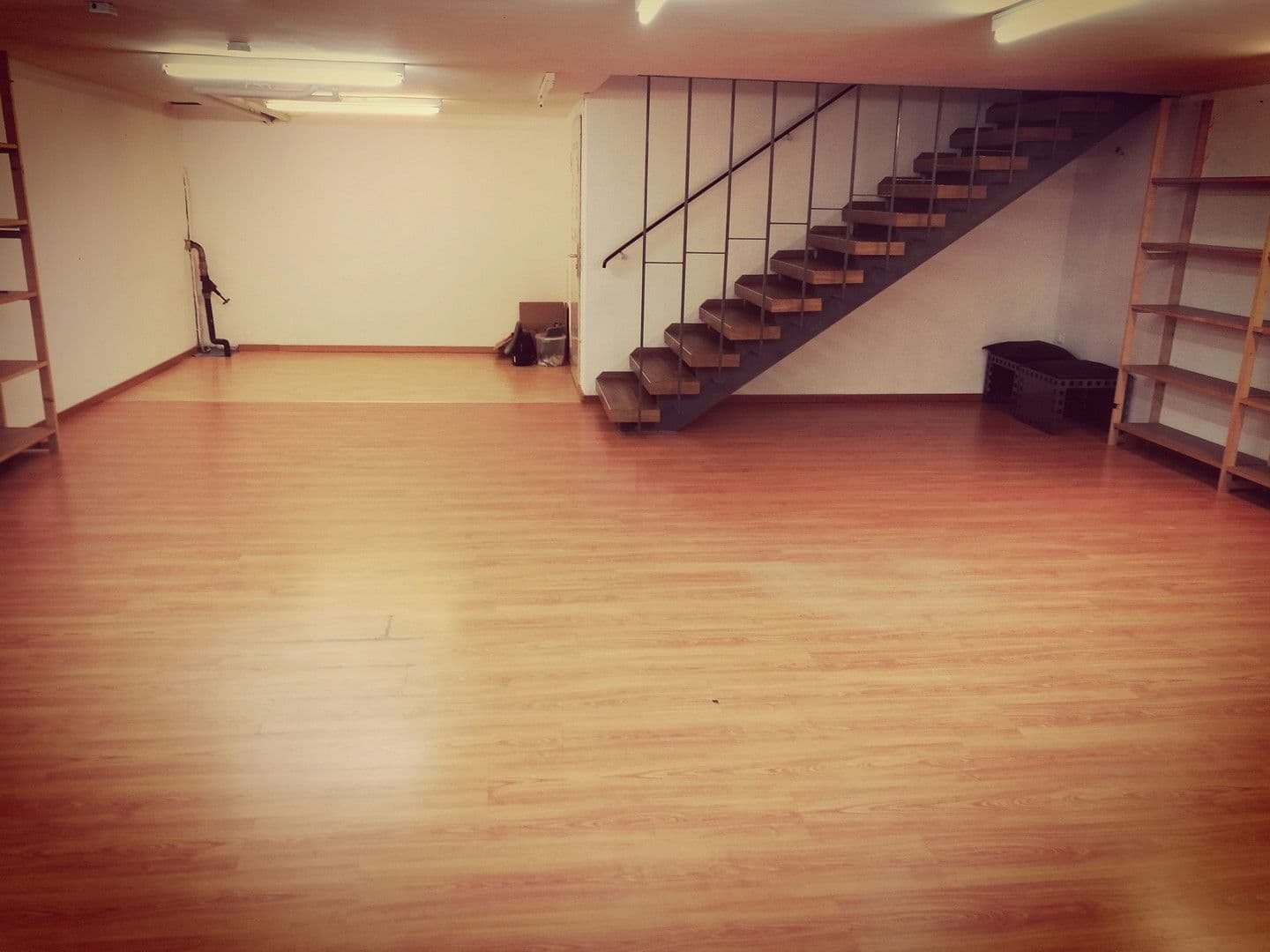 Pronájem nebytového prostoru 180 m², Bahnhofstr.47/1, Geislingen an der Steige, Bádensko-Württembersko Pronájem nebytového prostoru 180 m², Bahnhofstr.47/1, Geislingen an der Steige, Bádensko-Württembersko