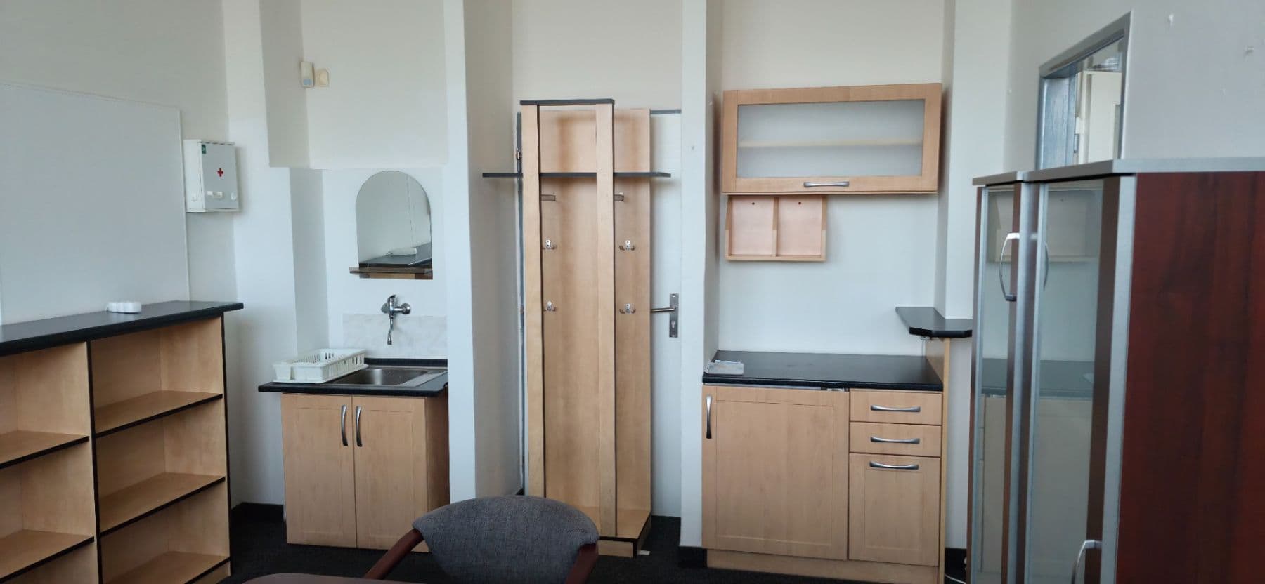 Pronájem kanceláře 35 m², Mírové náměstí, Ostrava, Moravskoslezský kraj Pronájem kanceláře 35 m², Mírové náměstí, Ostrava, Moravskoslezský kraj