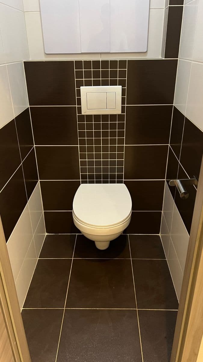 Pronájem bytu 3+1 78 m², Krčínova, České Budějovice, Jihočeský kraj Pronájem bytu 3+1 78 m², Krčínova, České Budějovice, Jihočeský kraj