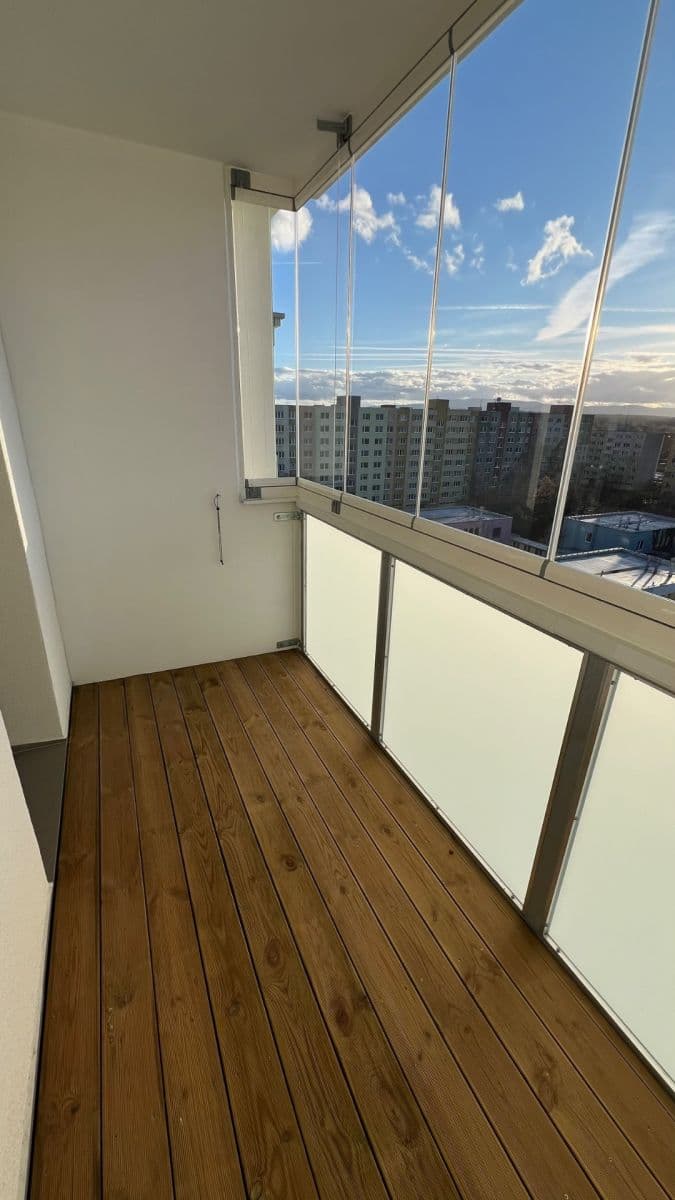 Pronájem bytu 3+1 78 m², Krčínova, České Budějovice, Jihočeský kraj Pronájem bytu 3+1 78 m², Krčínova, České Budějovice, Jihočeský kraj