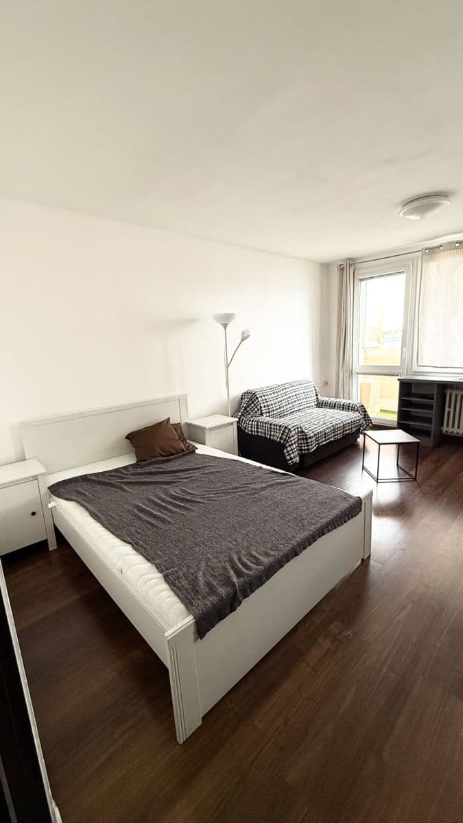 Pronájem bytu 1+1 34 m², Hvězdova, Praha, Praha Pronájem bytu 1+1 34 m², Hvězdova, Praha, Praha