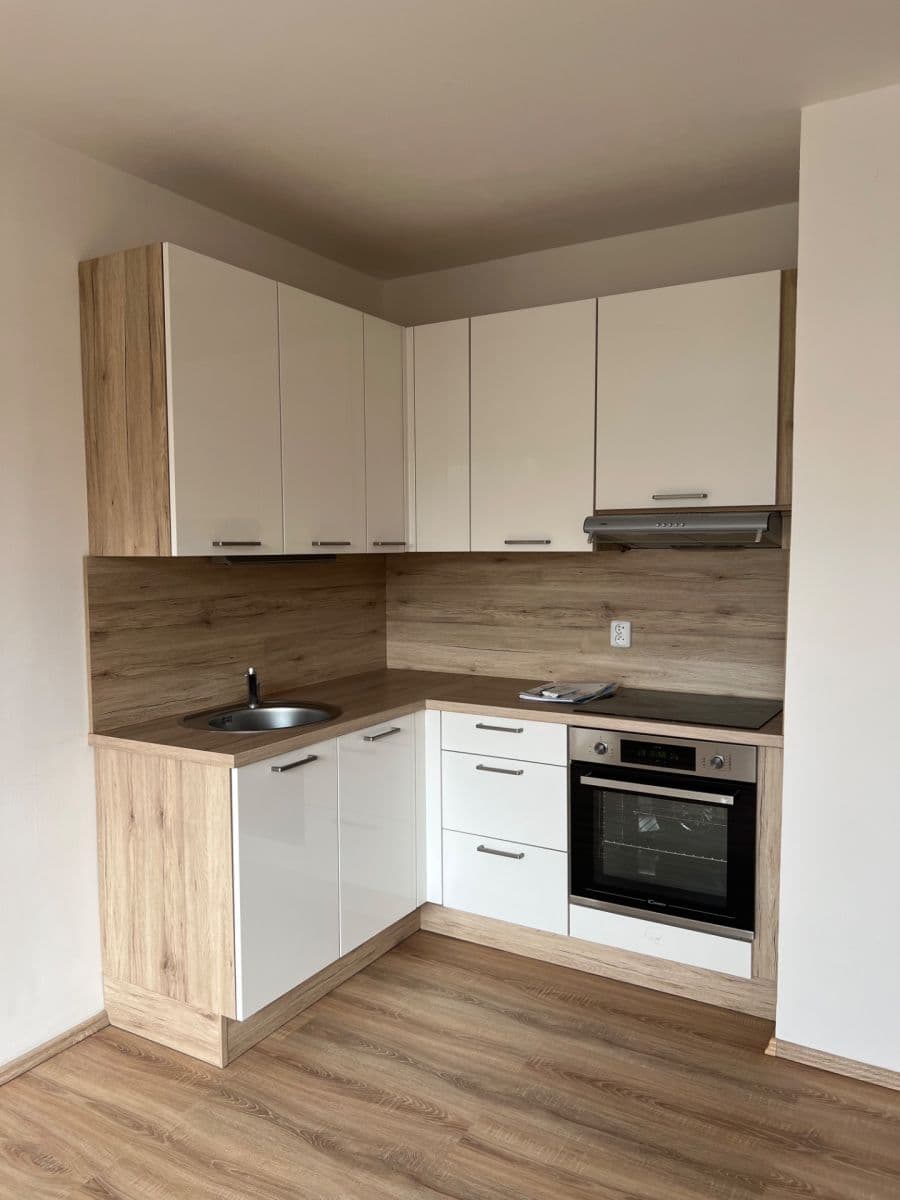 Prodej bytu 2+kk 44 m², Sídliště pod Ralskem, Mimoň, Liberecký kraj Prodej bytu 2+kk 44 m², Sídliště pod Ralskem, Mimoň, Liberecký kraj