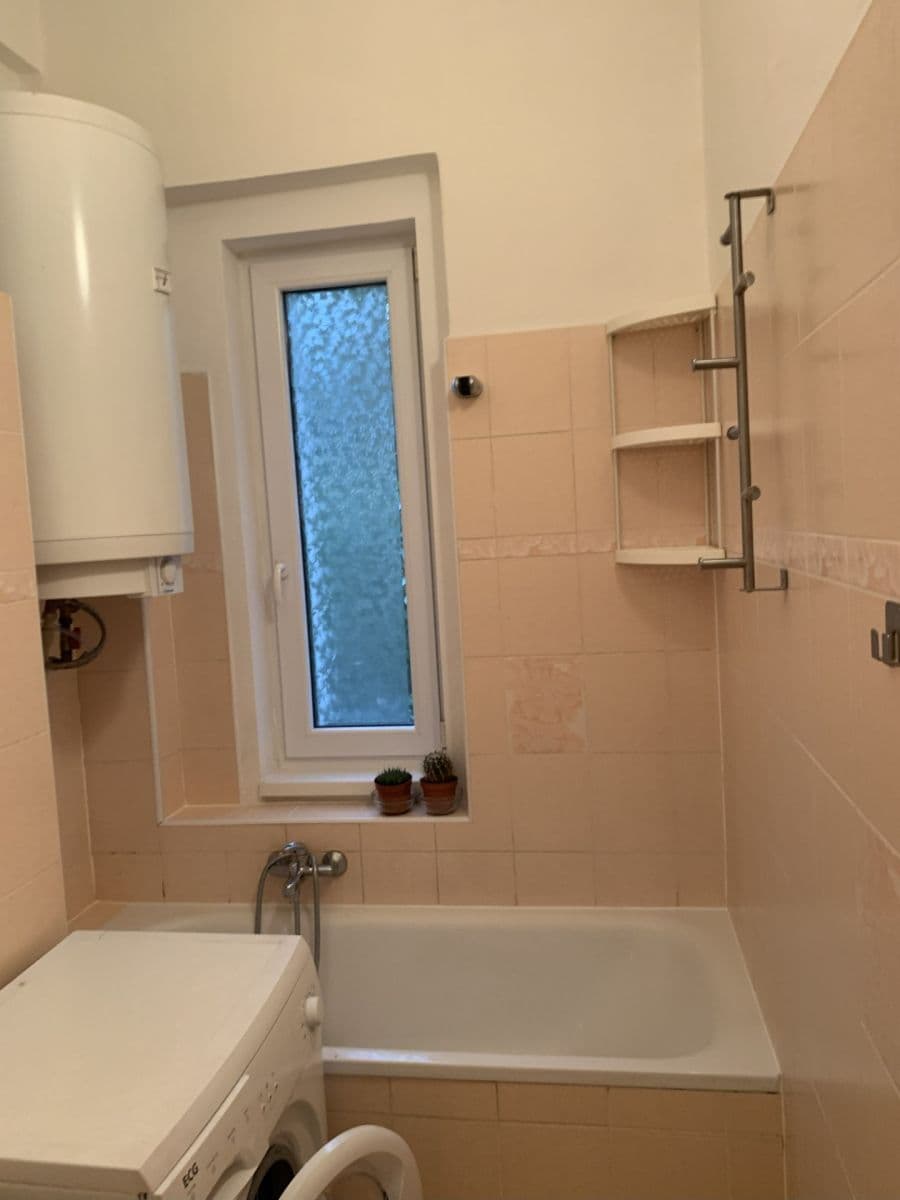 Pronájem bytu 1+1 47 m², Jana Želivského, Praha, Praha Pronájem bytu 1+1 47 m², Jana Želivského, Praha, Praha