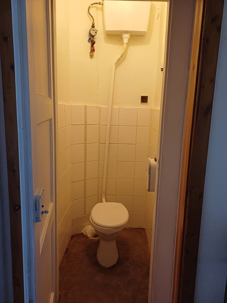 Pronájem bytu 1+kk 31 m², Komunardů, Praha, Praha Pronájem bytu 1+kk 31 m², Komunardů, Praha, Praha