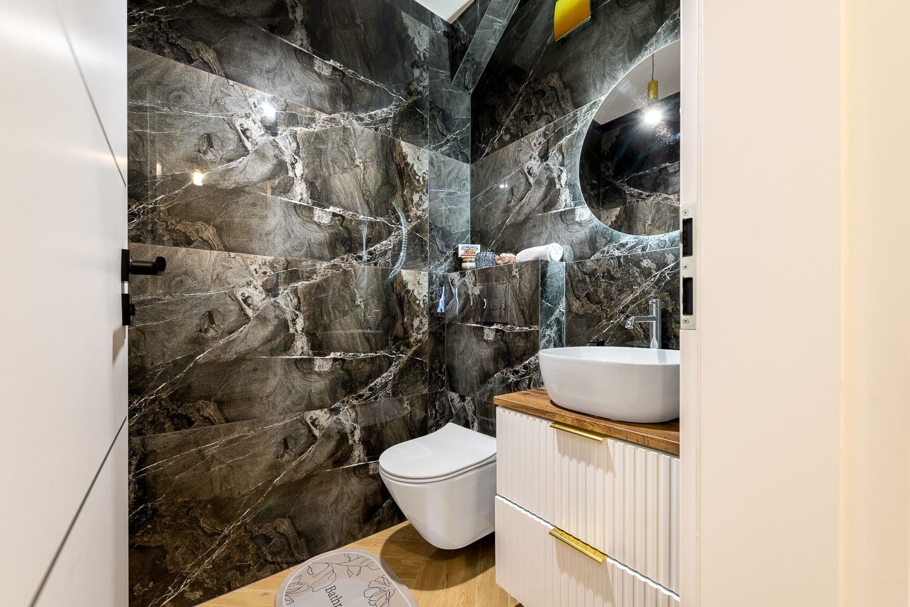 Prodej bytu 2+1 73 m², Výtoňská, Praha, Praha Prodej bytu 2+1 73 m², Výtoňská, Praha, Praha