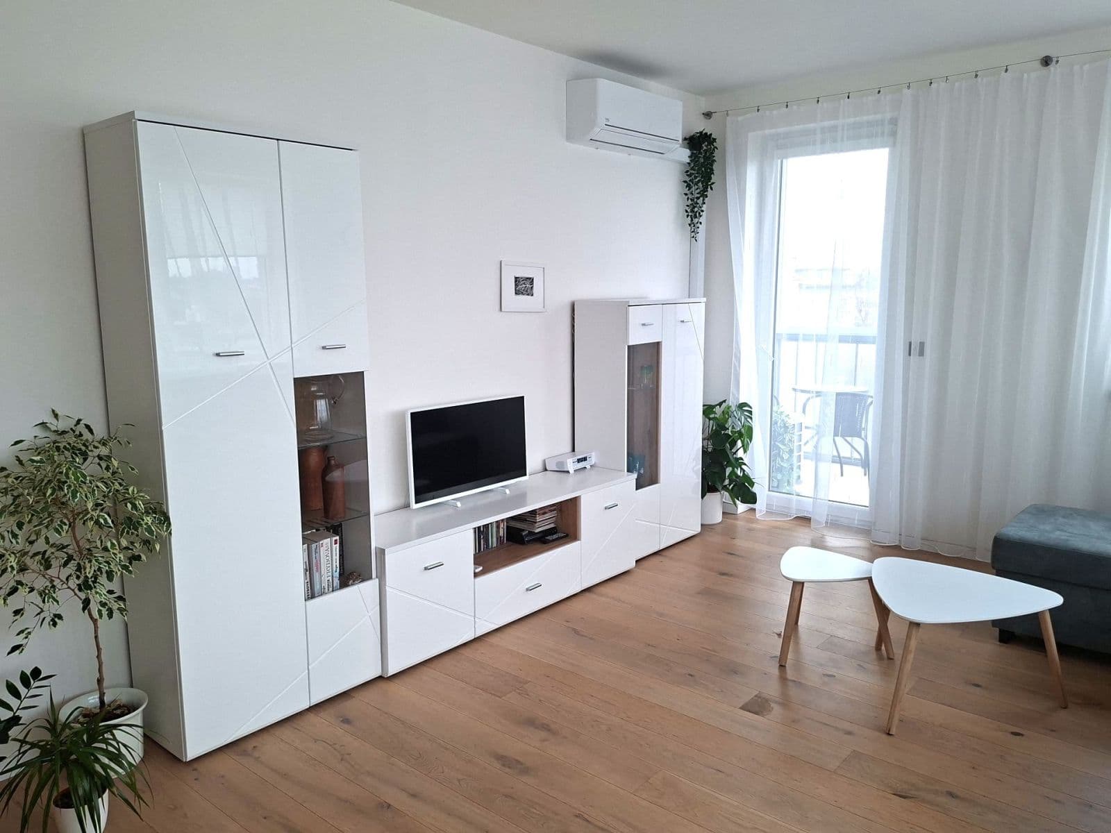 Prodej bytu 2+kk 59 m², V Dolině, Praha, Praha Prodej bytu 2+kk 59 m², V Dolině, Praha, Praha