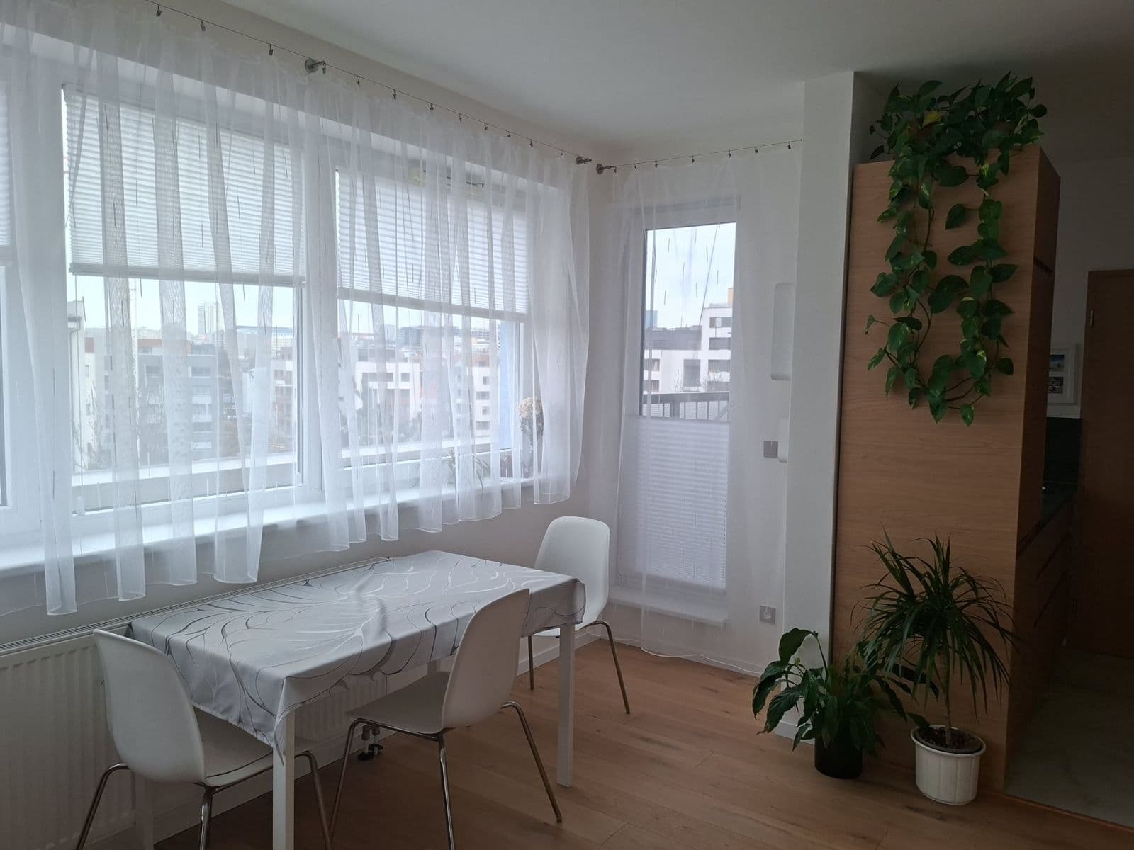 Prodej bytu 2+kk 59 m², V Dolině, Praha, Praha Prodej bytu 2+kk 59 m², V Dolině, Praha, Praha