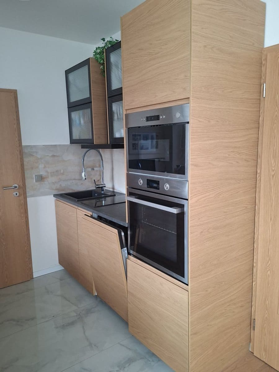 Prodej bytu 2+kk 59 m², V Dolině, Praha, Praha Prodej bytu 2+kk 59 m², V Dolině, Praha, Praha