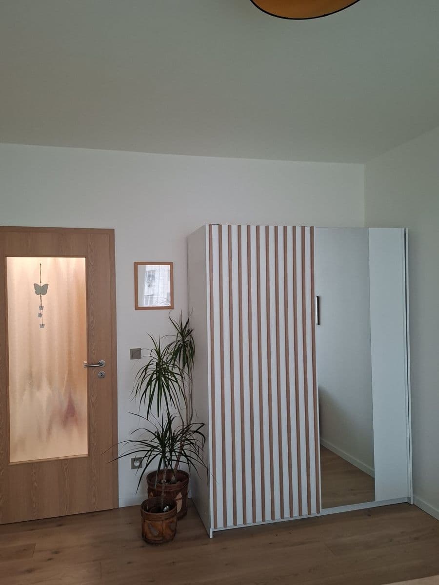 Prodej bytu 2+kk 59 m², V Dolině, Praha, Praha Prodej bytu 2+kk 59 m², V Dolině, Praha, Praha