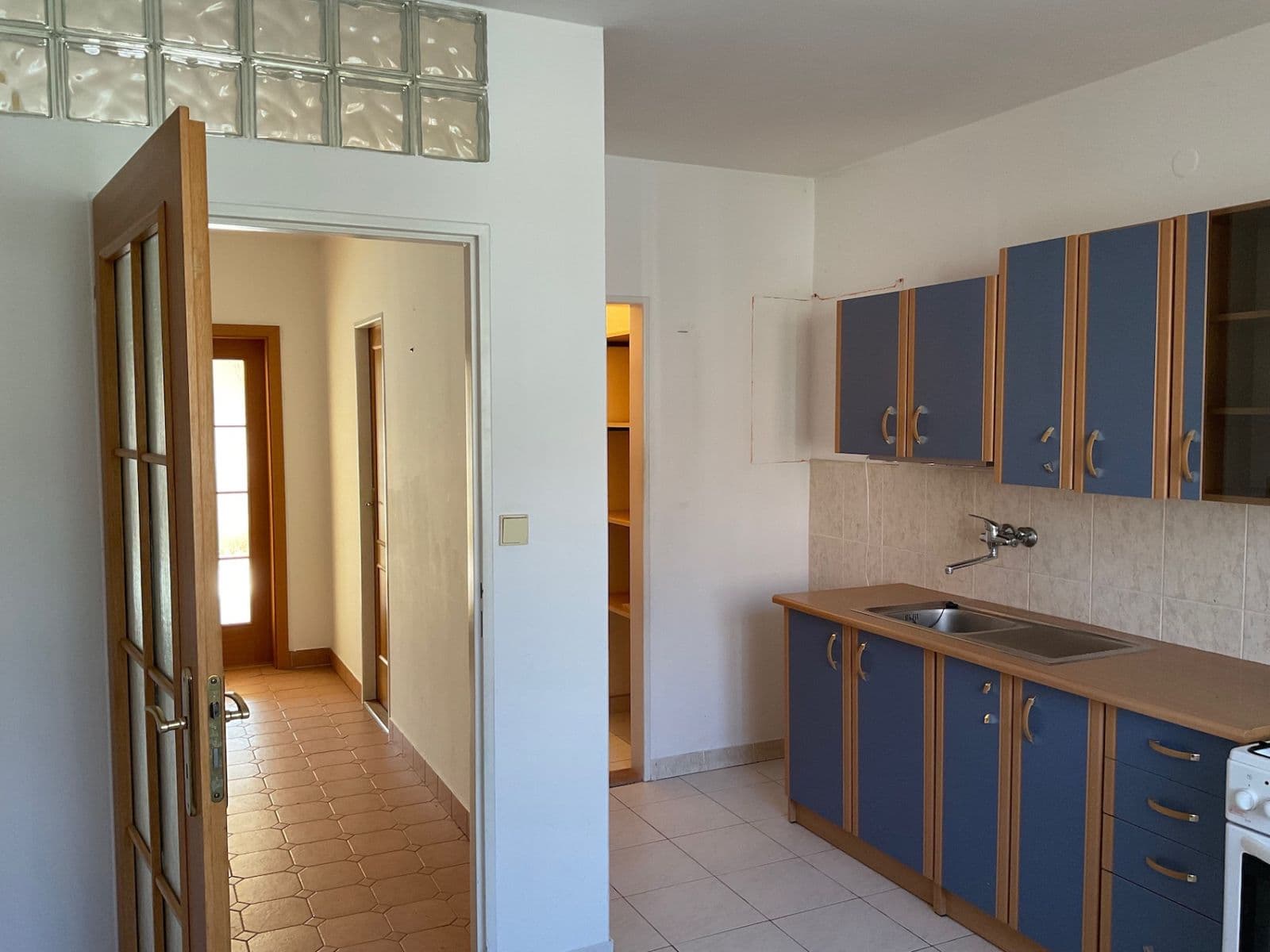 Prodej domu 206 m², pozemek 231 m², Praporce, Uherské Hradiště, Zlínský kraj Prodej domu 206 m², pozemek 231 m², Praporce, Uherské Hradiště, Zlínský kraj