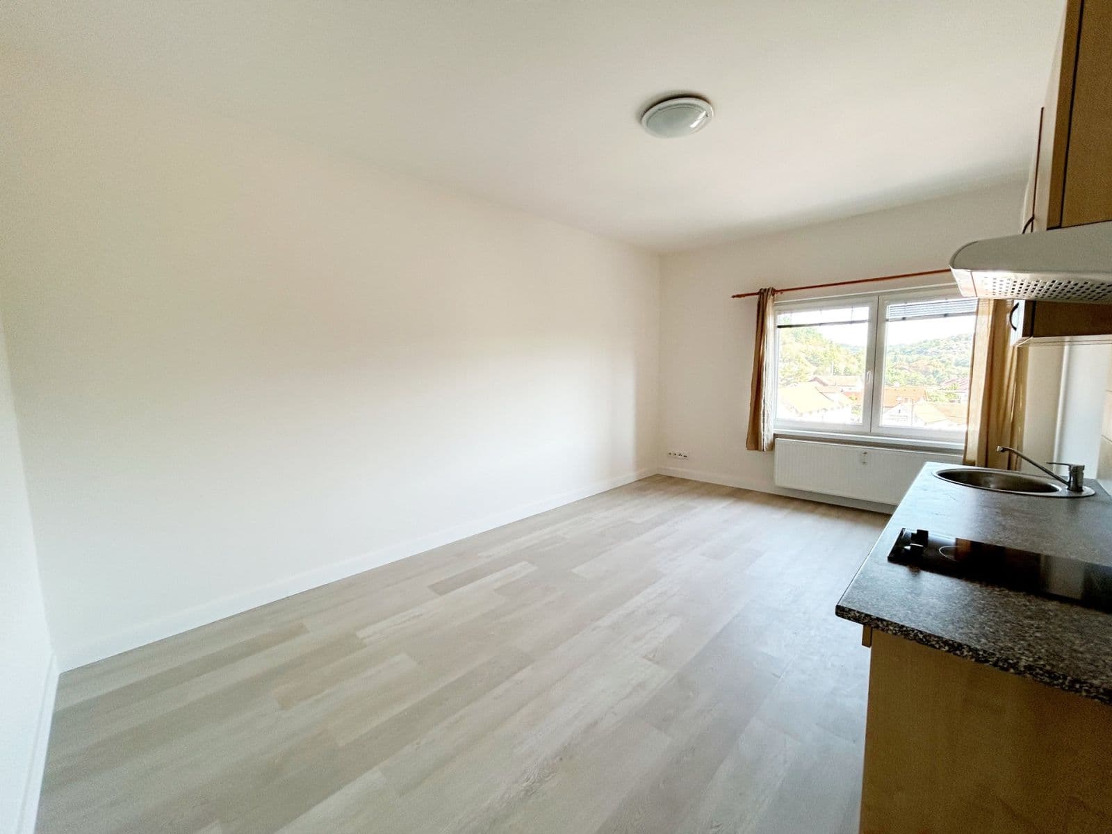 Pronájem bytu 1+kk 28 m², Otvovice, Středočeský kraj Pronájem bytu 1+kk 28 m², Otvovice, Středočeský kraj