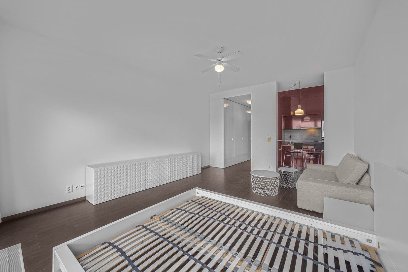 Pronájem bytu 1+kk 43 m², Jankovcova, Praha, Praha Pronájem bytu 1+kk 43 m², Jankovcova, Praha, Praha