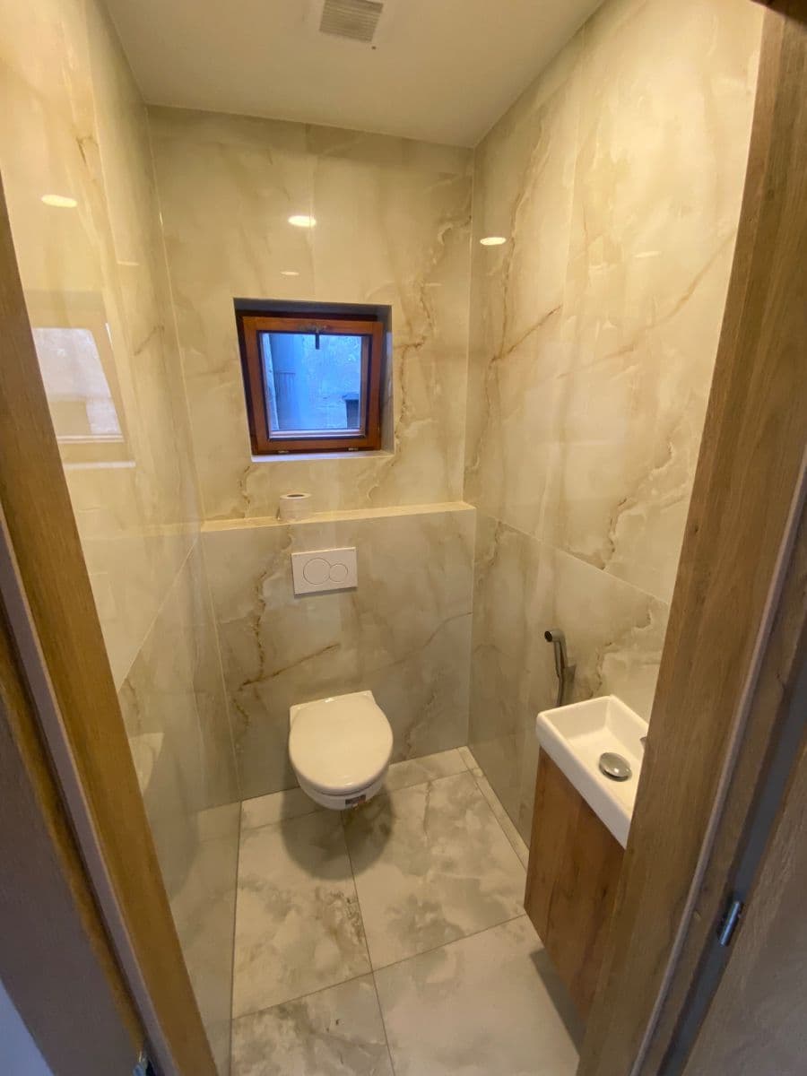 Pronájem bytu 3+1 134 m², Na Líše, Praha, Praha Pronájem bytu 3+1 134 m², Na Líše, Praha, Praha