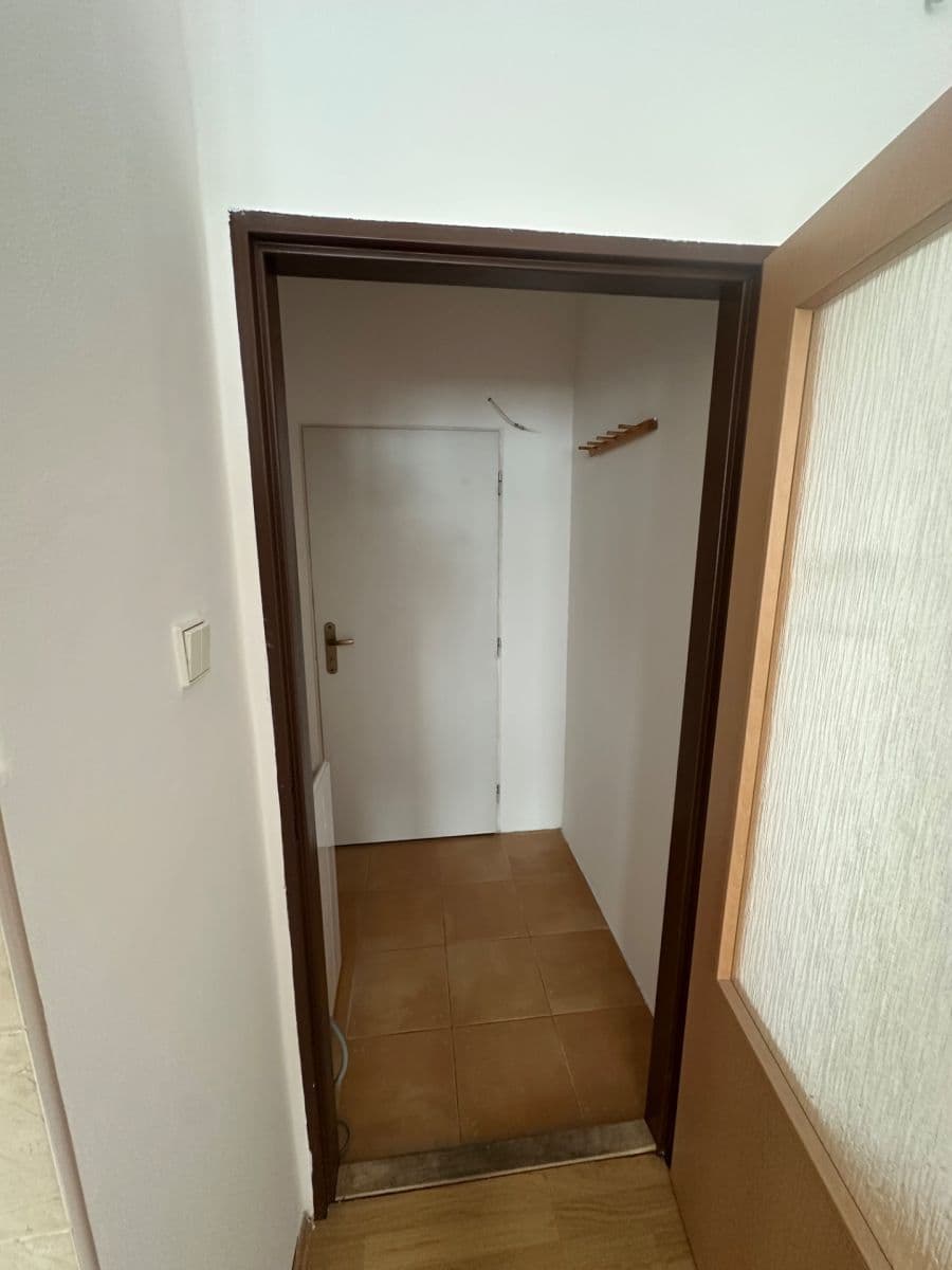Pronájem bytu 1+kk 30 m², Drahobejlova, Praha, Praha Pronájem bytu 1+kk 30 m², Drahobejlova, Praha, Praha