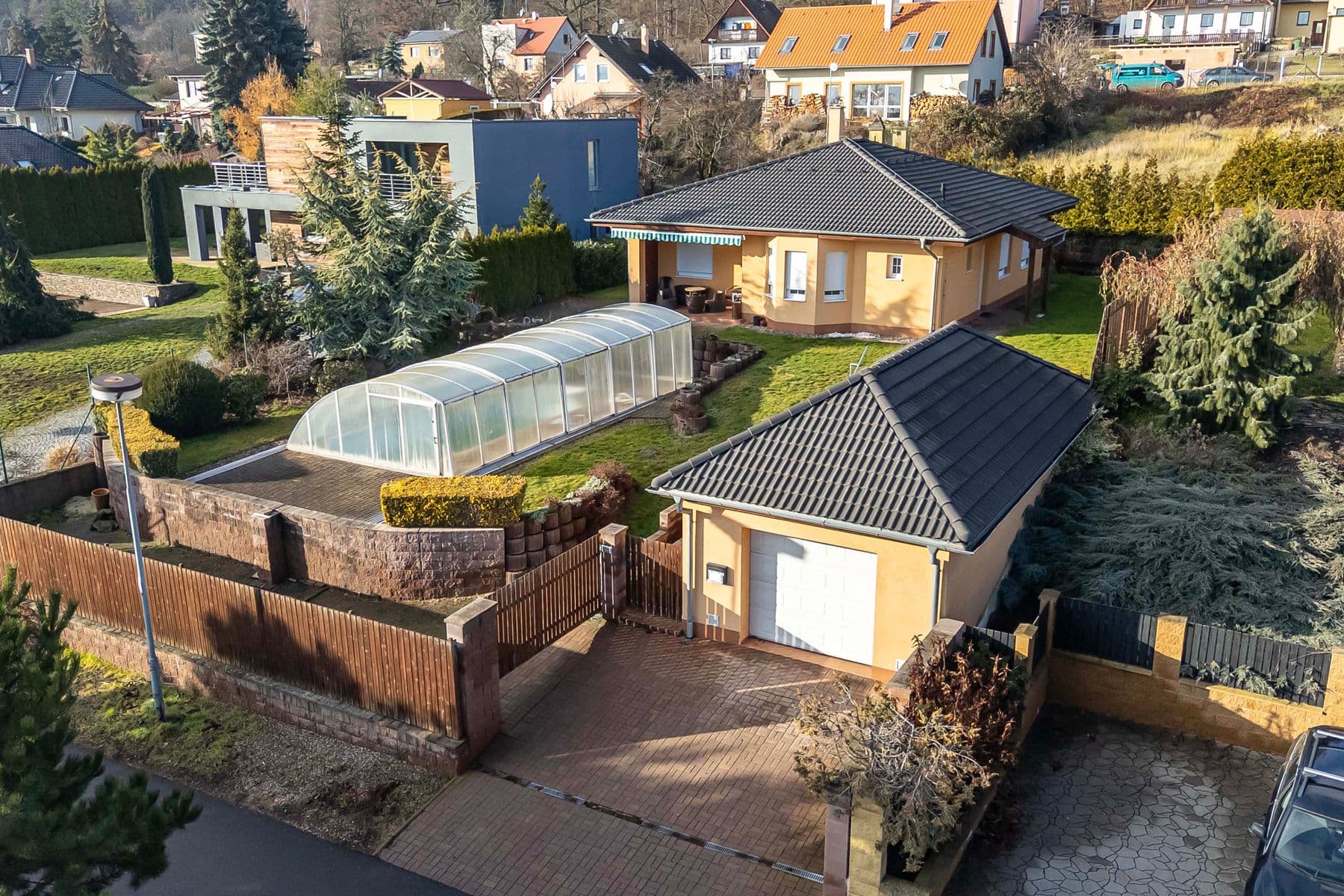 Prodej domu 113 m², pozemek 872 m², Ve Stráni, Chomutov, Ústecký kraj Prodej domu 113 m², pozemek 872 m², Ve Stráni, Chomutov, Ústecký kraj
