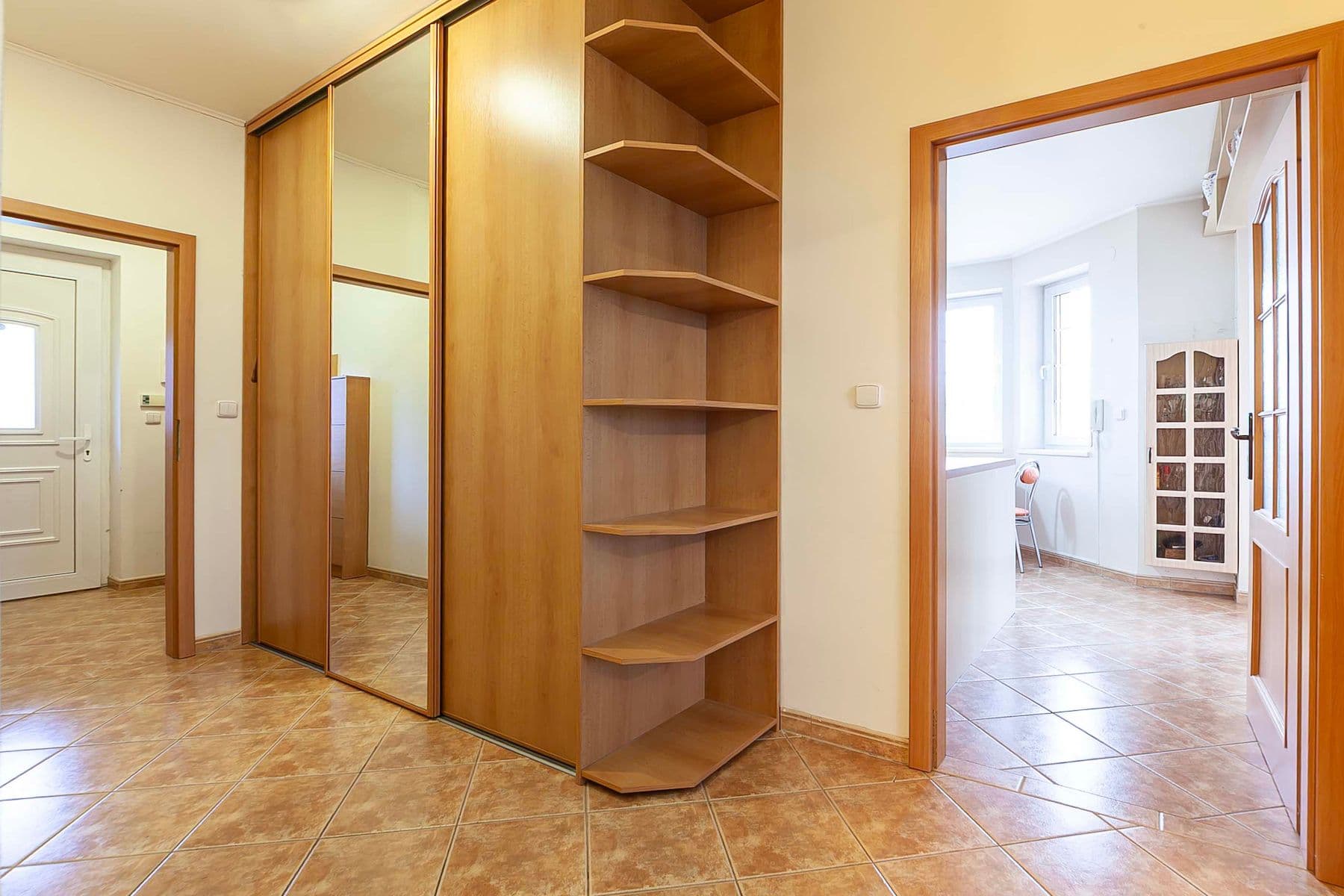 Prodej domu 113 m², pozemek 872 m², Ve Stráni, Chomutov, Ústecký kraj Prodej domu 113 m², pozemek 872 m², Ve Stráni, Chomutov, Ústecký kraj