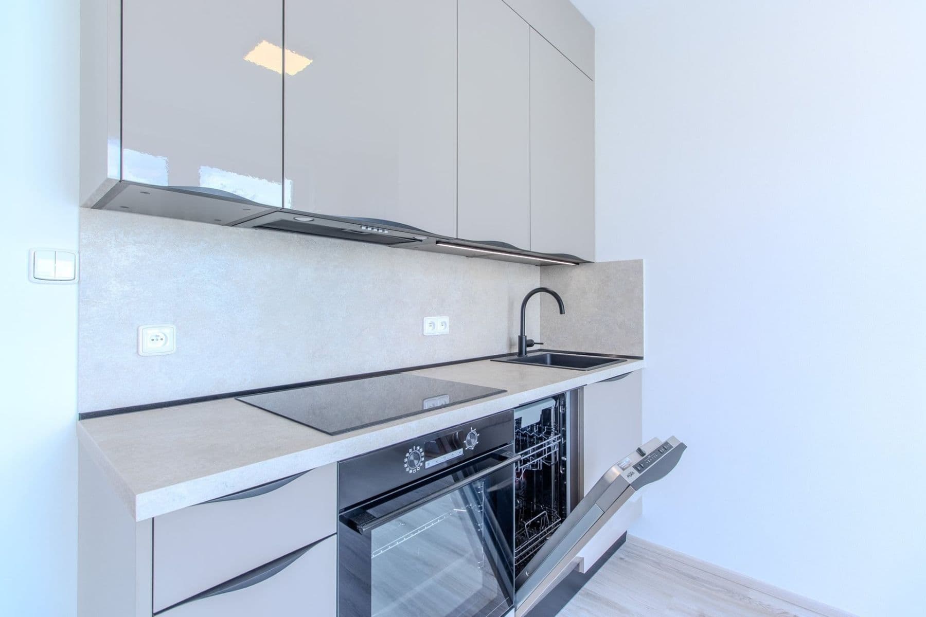 Pronájem bytu 1+kk 26 m², Stočesova, Praha, Praha Pronájem bytu 1+kk 26 m², Stočesova, Praha, Praha
