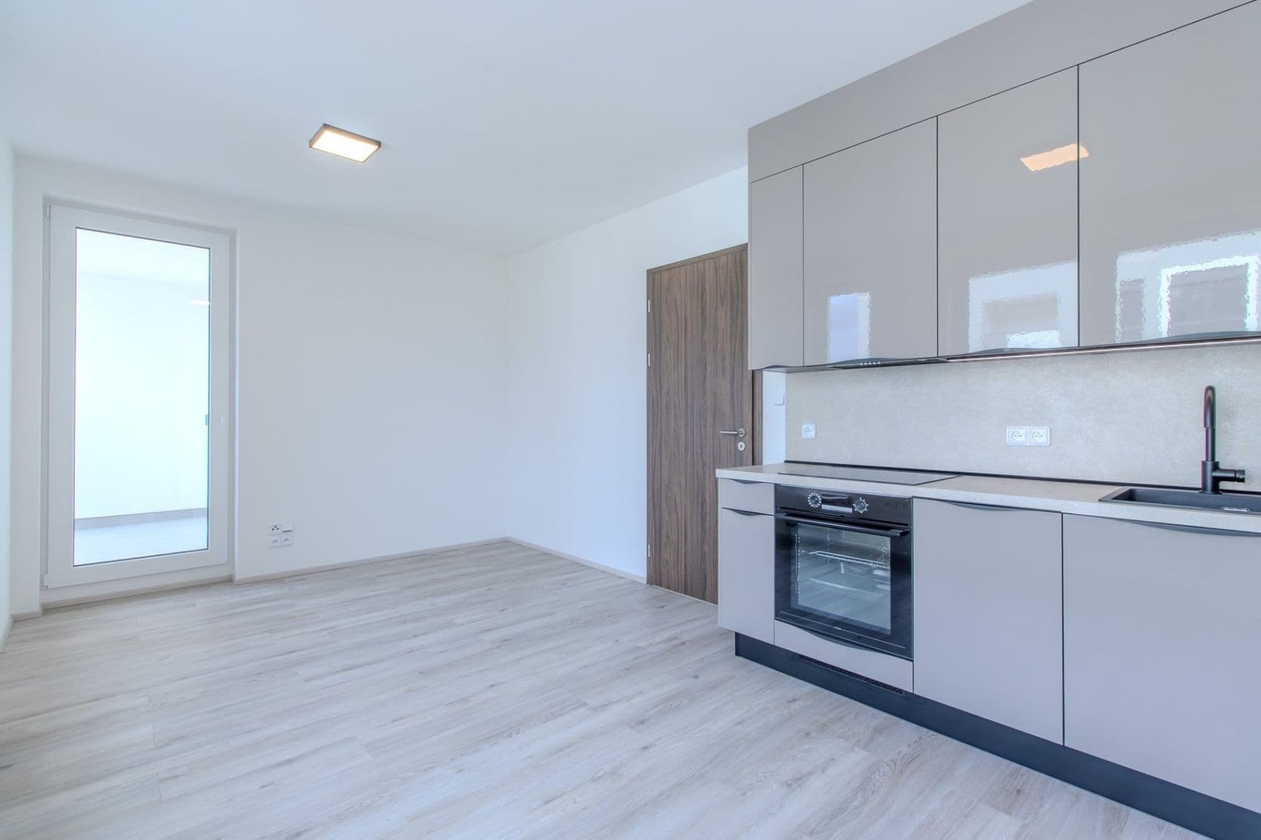 Pronájem bytu 1+kk 26 m², Stočesova, Praha, Praha Pronájem bytu 1+kk 26 m², Stočesova, Praha, Praha
