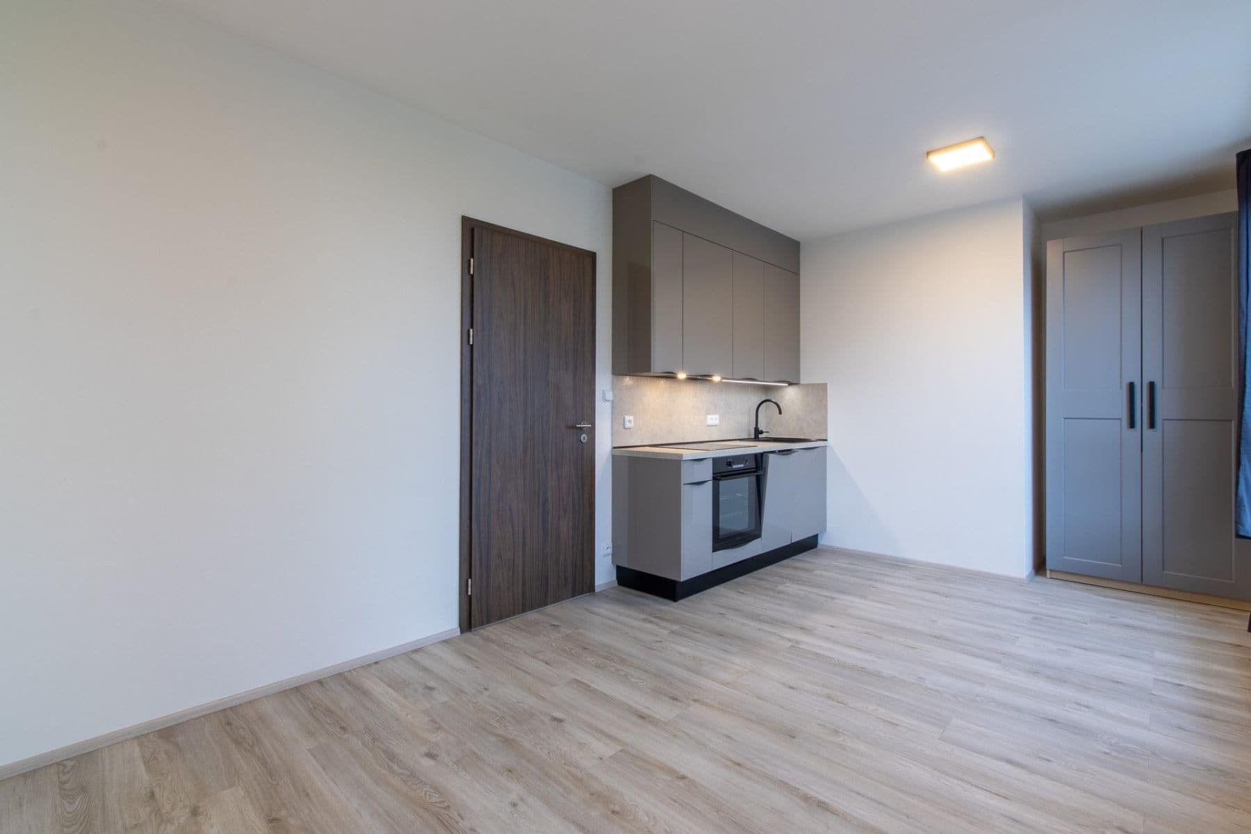 Pronájem bytu 1+kk 26 m², Stočesova, Praha, Praha Pronájem bytu 1+kk 26 m², Stočesova, Praha, Praha