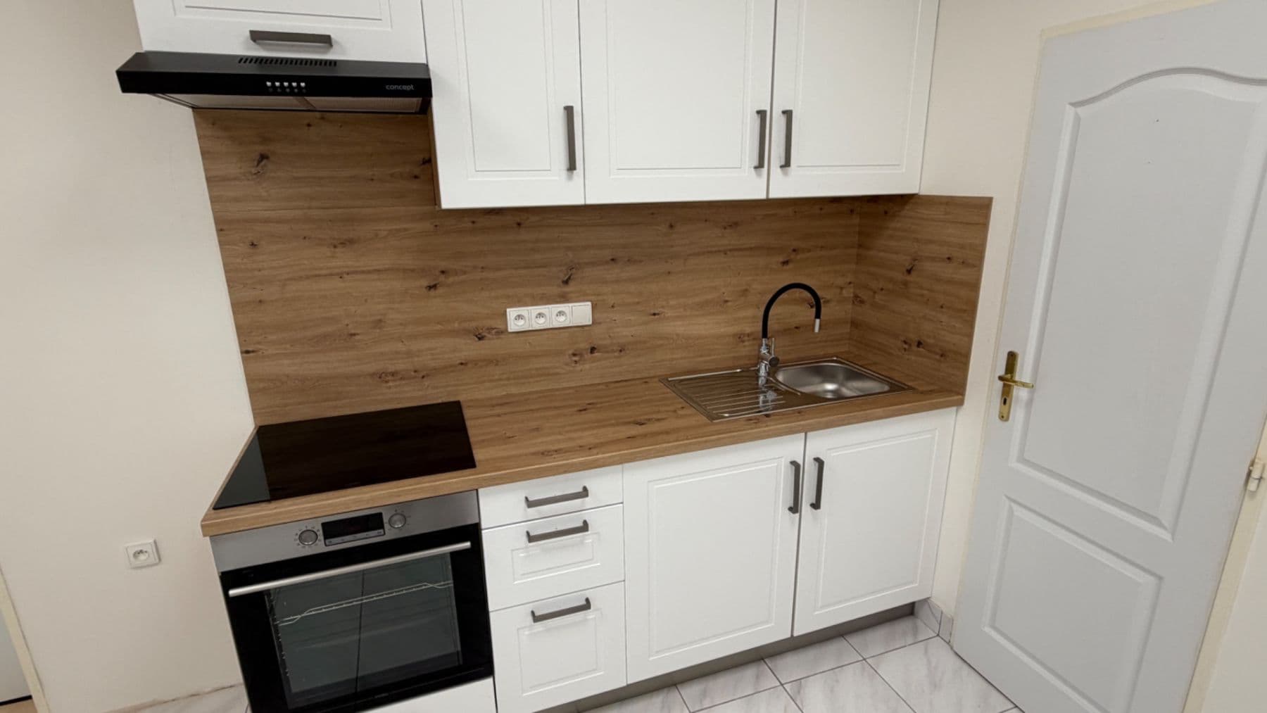 Pronájem bytu 3+kk 85 m², Dalovská, Divišov, Středočeský kraj Pronájem bytu 3+kk 85 m², Dalovská, Divišov, Středočeský kraj