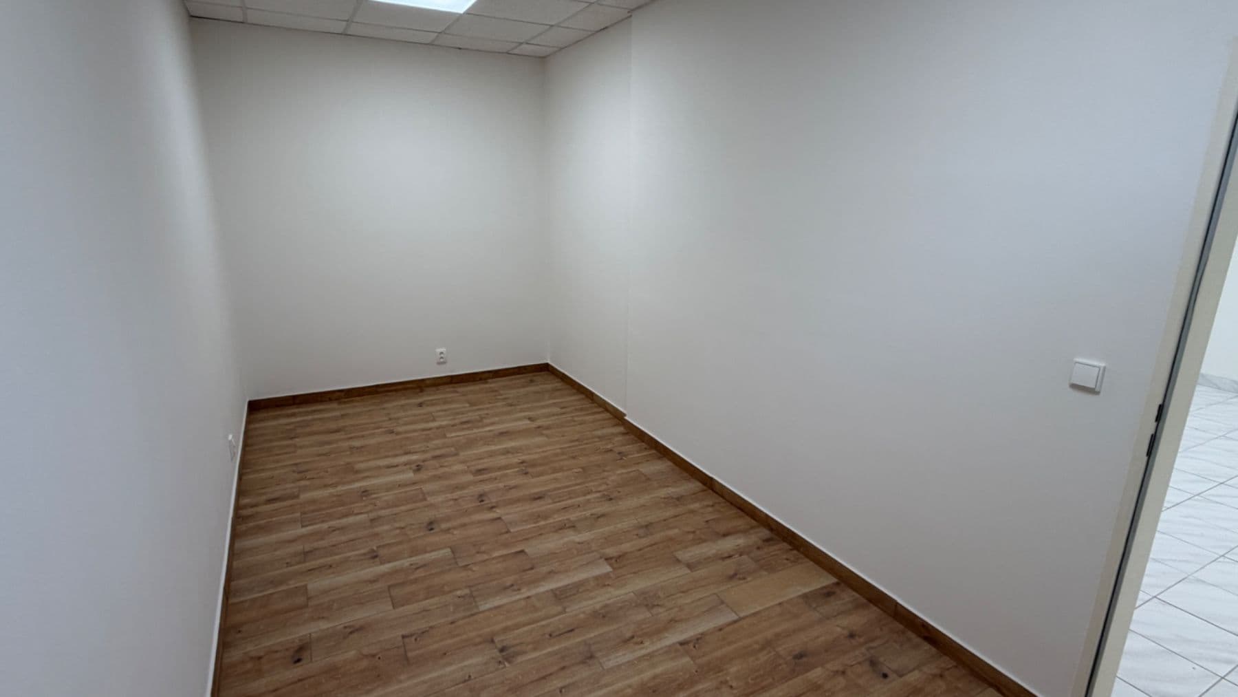 Pronájem bytu 3+kk 85 m², Dalovská, Divišov, Středočeský kraj Pronájem bytu 3+kk 85 m², Dalovská, Divišov, Středočeský kraj