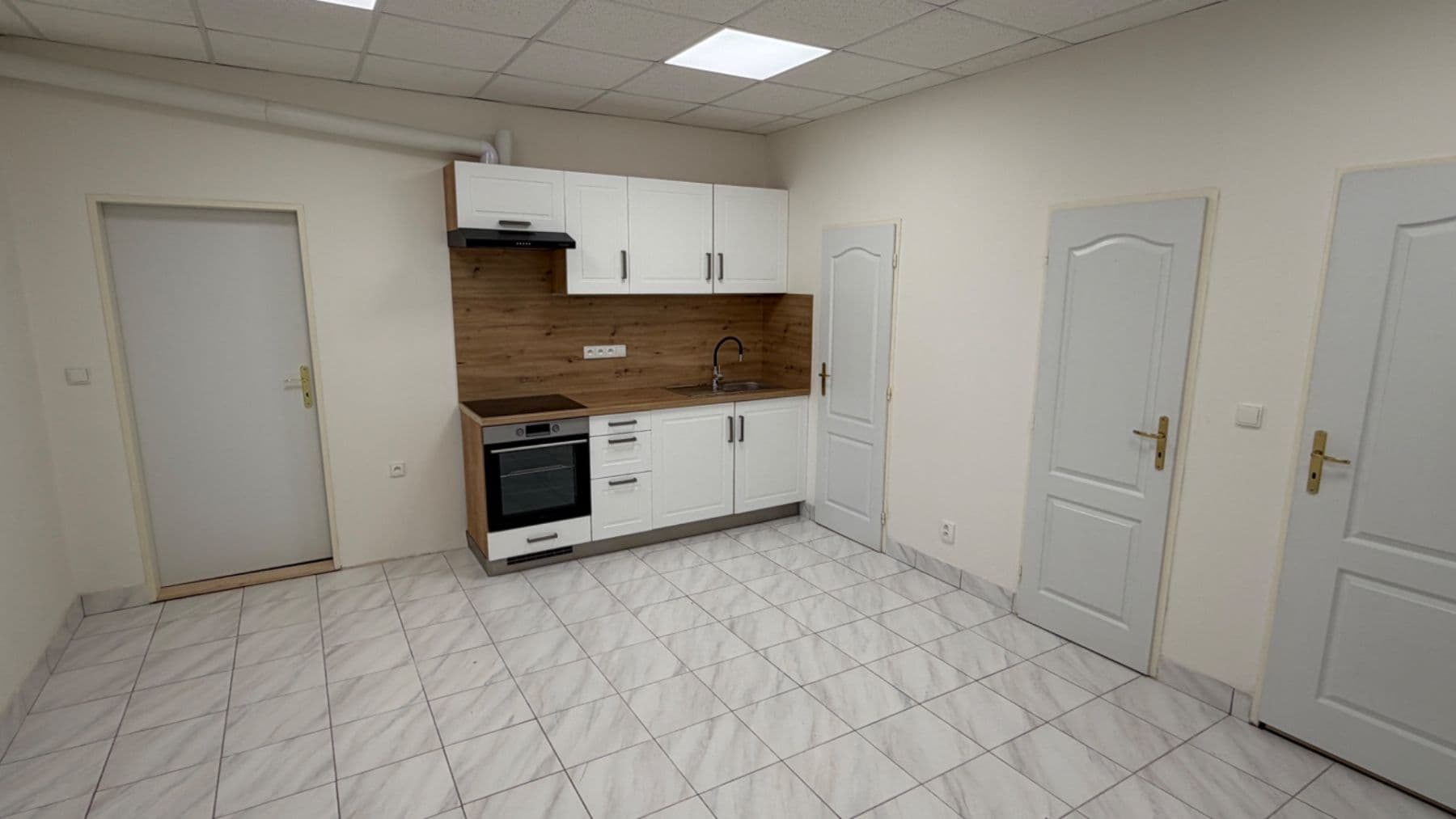 Pronájem bytu 3+kk 85 m², Dalovská, Divišov, Středočeský kraj Pronájem bytu 3+kk 85 m², Dalovská, Divišov, Středočeský kraj