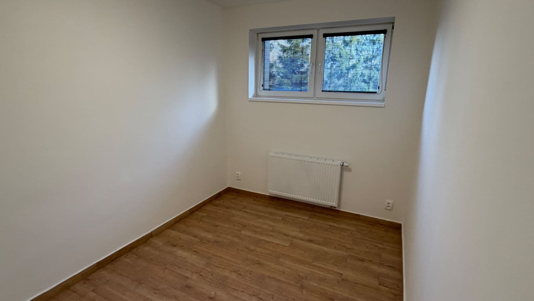 Pronájem bytu 3+kk 85 m², Dalovská, Divišov, Středočeský kraj Pronájem bytu 3+kk 85 m², Dalovská, Divišov, Středočeský kraj