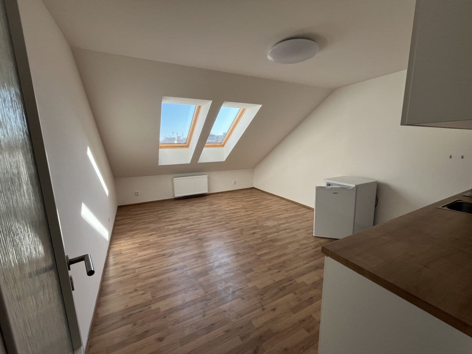 Pronájem bytu 1+kk 31 m², Vlhká, Brno, Jihomoravský kraj Pronájem bytu 1+kk 31 m², Vlhká, Brno, Jihomoravský kraj