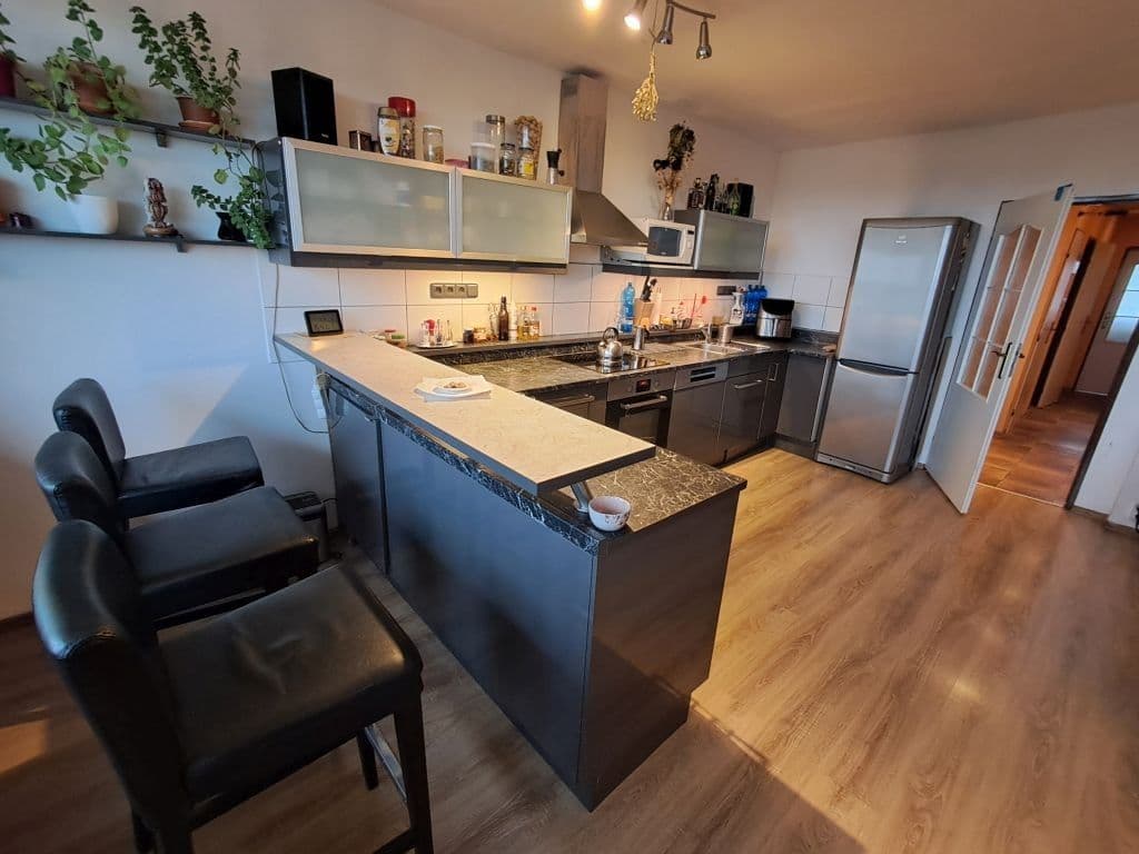 Prodej bytu 3+kk 70 m², Rezlerova, Praha, Praha Prodej bytu 3+kk 70 m², Rezlerova, Praha, Praha