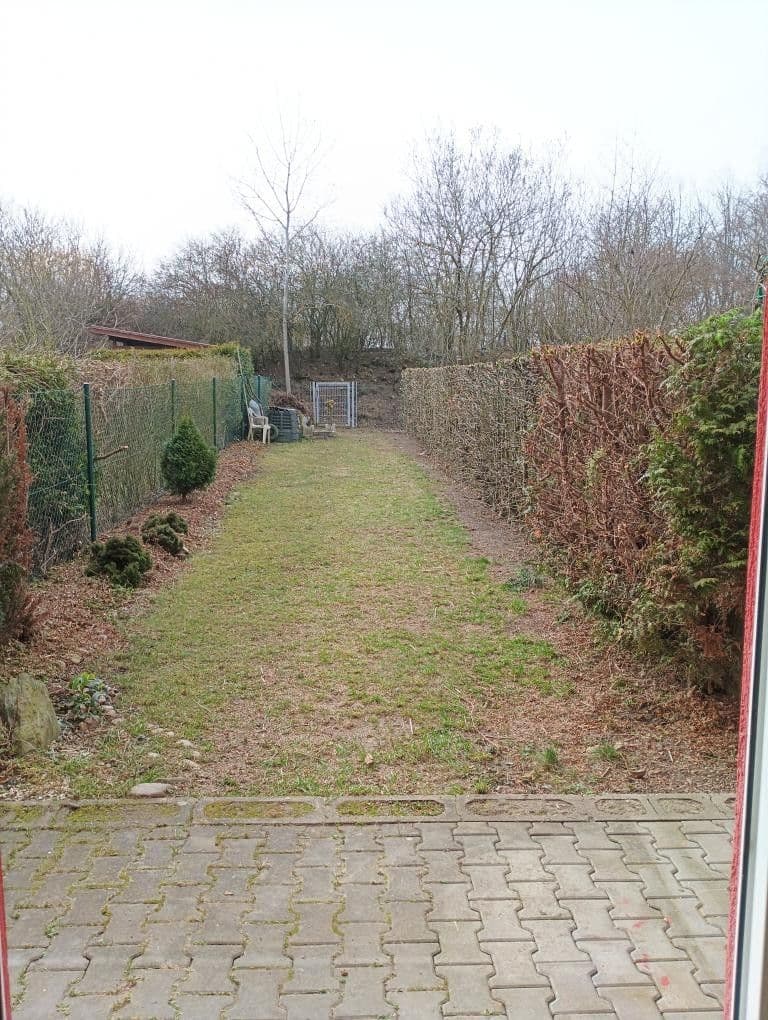 Pronájem bytu 1+kk 34 m², Borová, Chýně, Středočeský kraj Pronájem bytu 1+kk 34 m², Borová, Chýně, Středočeský kraj