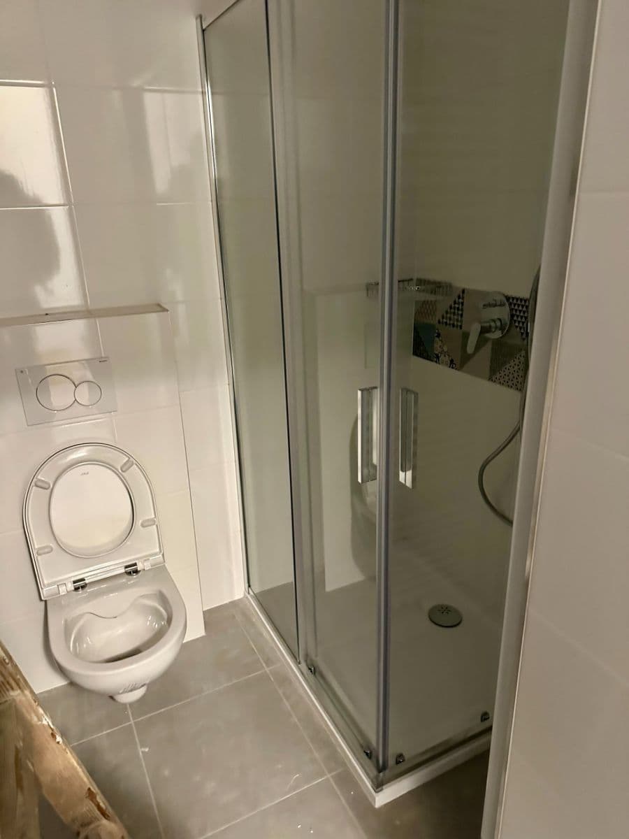 Pronájem bytu 4+kk 101 m², U Nádražní lávky, Praha, Praha Pronájem bytu 4+kk 101 m², U Nádražní lávky, Praha, Praha