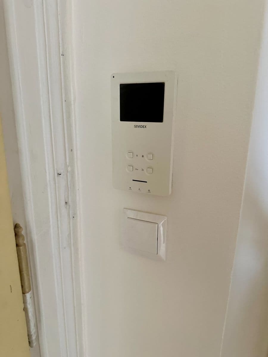 Pronájem bytu 4+kk 101 m², U Nádražní lávky, Praha, Praha Pronájem bytu 4+kk 101 m², U Nádražní lávky, Praha, Praha