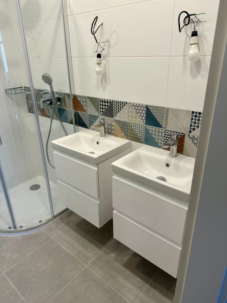 Pronájem bytu 4+kk 101 m², U Nádražní lávky, Praha, Praha Pronájem bytu 4+kk 101 m², U Nádražní lávky, Praha, Praha