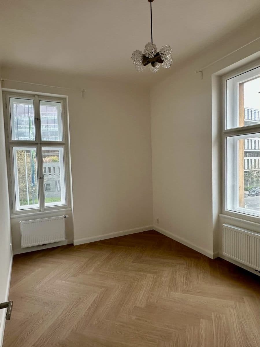 Pronájem bytu 4+kk 101 m², U Nádražní lávky, Praha, Praha Pronájem bytu 4+kk 101 m², U Nádražní lávky, Praha, Praha