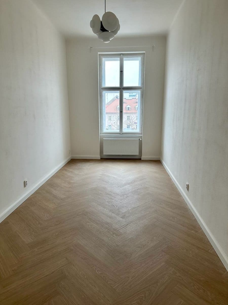 Pronájem bytu 4+kk 101 m², U Nádražní lávky, Praha, Praha Pronájem bytu 4+kk 101 m², U Nádražní lávky, Praha, Praha