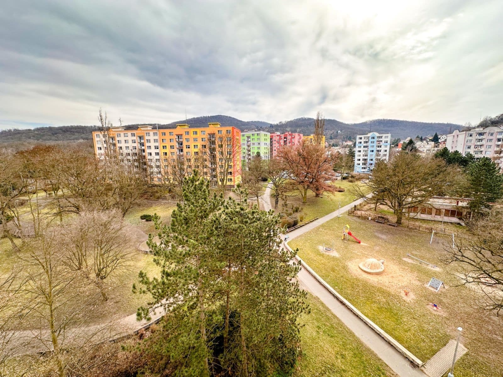 Pronájem bytu 1+1 36 m², Nová, Ústí nad Labem, Ústecký kraj Pronájem bytu 1+1 36 m², Nová, Ústí nad Labem, Ústecký kraj