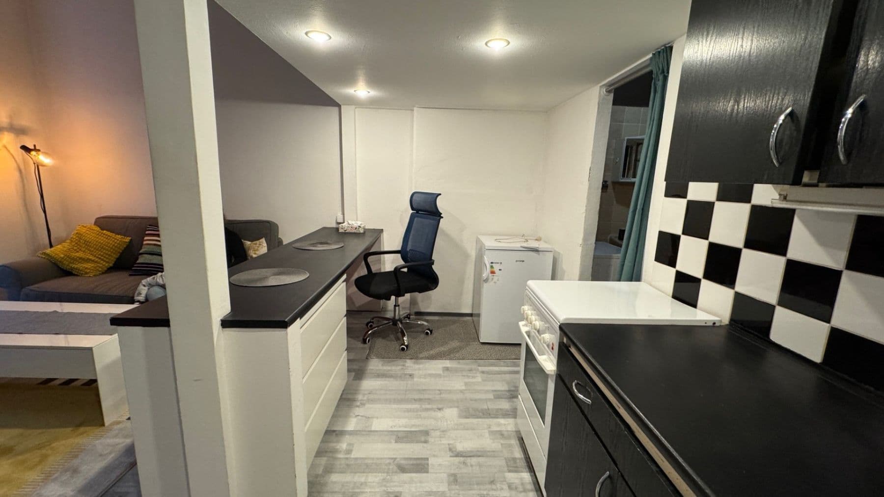 Pronájem bytu 1+kk 33 m², Na Břehu, Praha, Praha Pronájem bytu 1+kk 33 m², Na Břehu, Praha, Praha