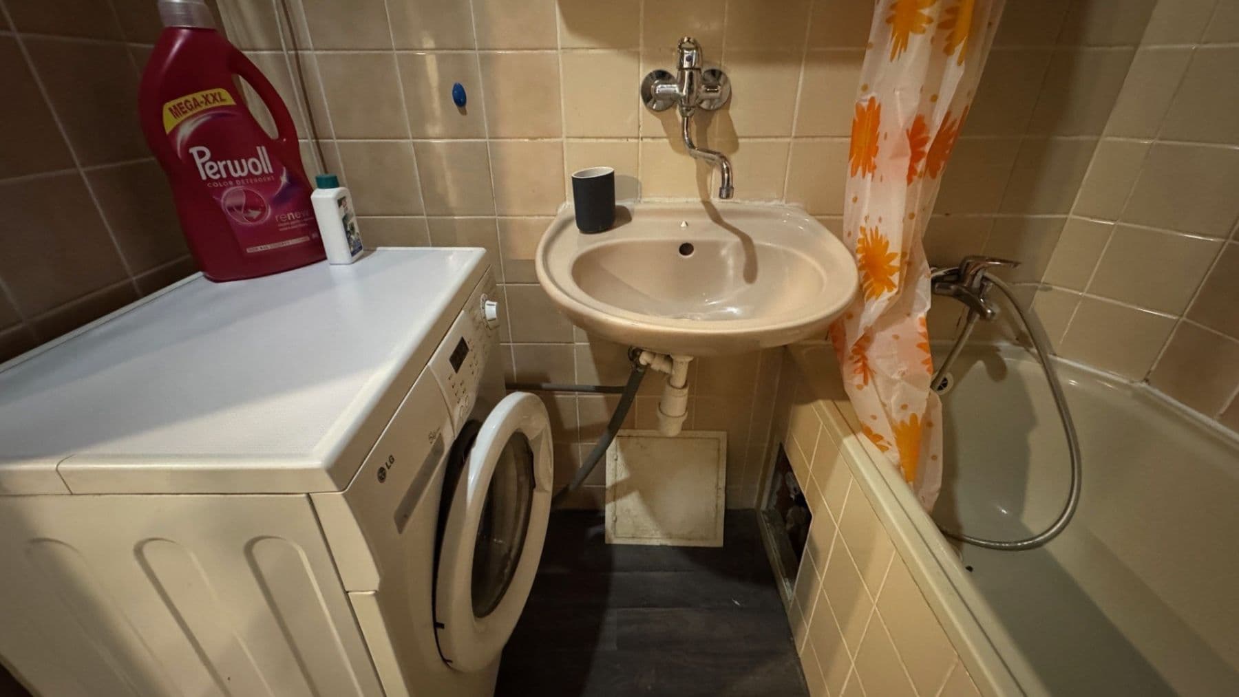 Pronájem bytu 1+kk 33 m², Na Břehu, Praha, Praha Pronájem bytu 1+kk 33 m², Na Břehu, Praha, Praha