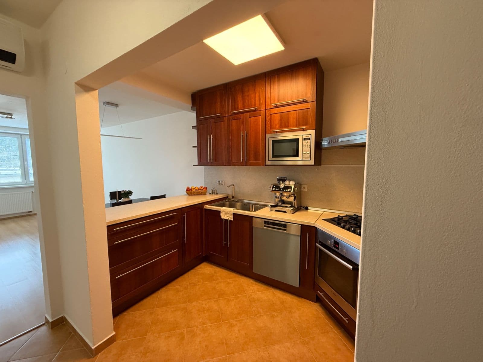 Prodej bytu 3+1 91 m², Štefana Majera, Záhorská Bystrica, Bratislavský kraj Prodej bytu 3+1 91 m², Štefana Majera, Záhorská Bystrica, Bratislavský kraj