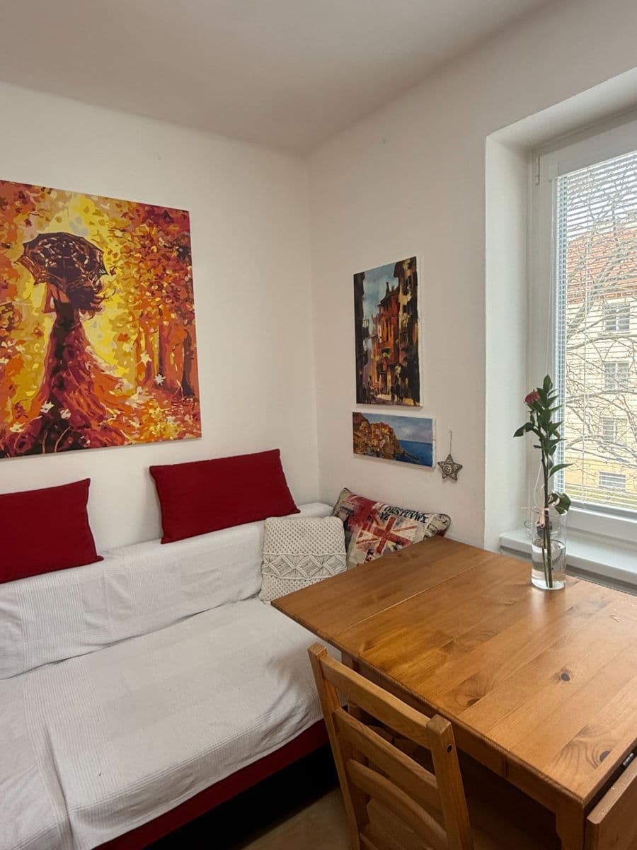 Pronájem bytu 1+1 31 m², Křivoklátská, Praha, Praha Pronájem bytu 1+1 31 m², Křivoklátská, Praha, Praha