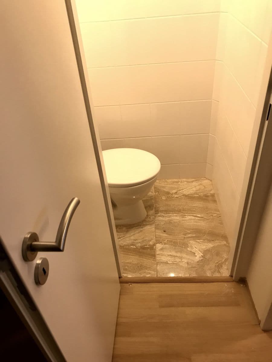 Pronájem bytu 1+kk 31 m², Pod radnicí, Praha, Praha Pronájem bytu 1+kk 31 m², Pod radnicí, Praha, Praha