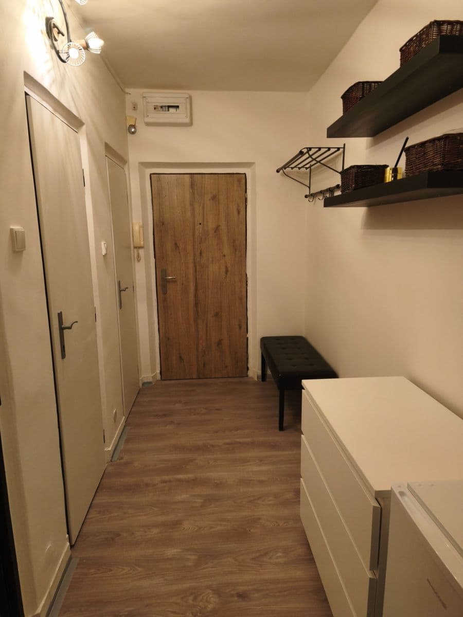 Pronájem bytu 1+1 24 m², Luh, Vsetín, Zlínský kraj Pronájem bytu 1+1 24 m², Luh, Vsetín, Zlínský kraj